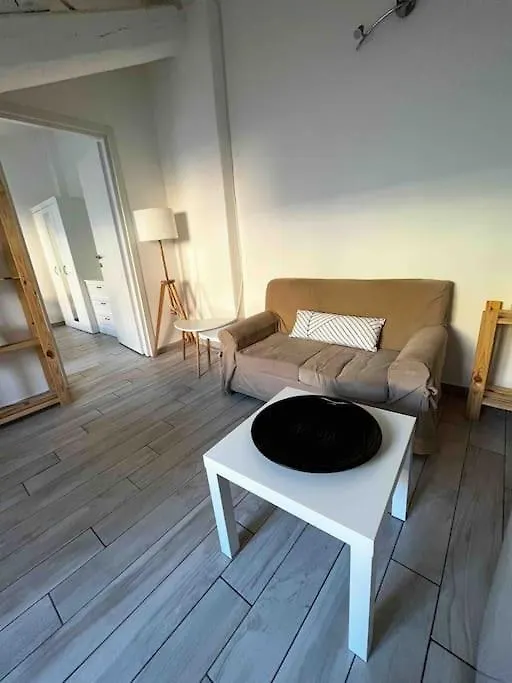 Wood 20 Apartment Milan 0*,  Italy
